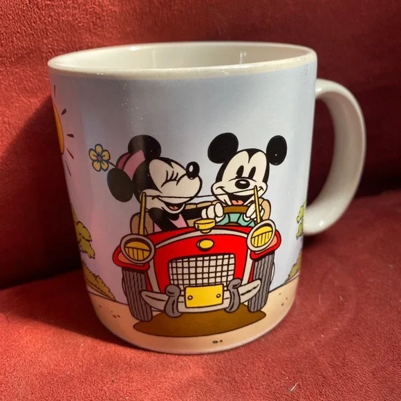 VTG Mickey & Minnie Mug - Picture 5 of 8